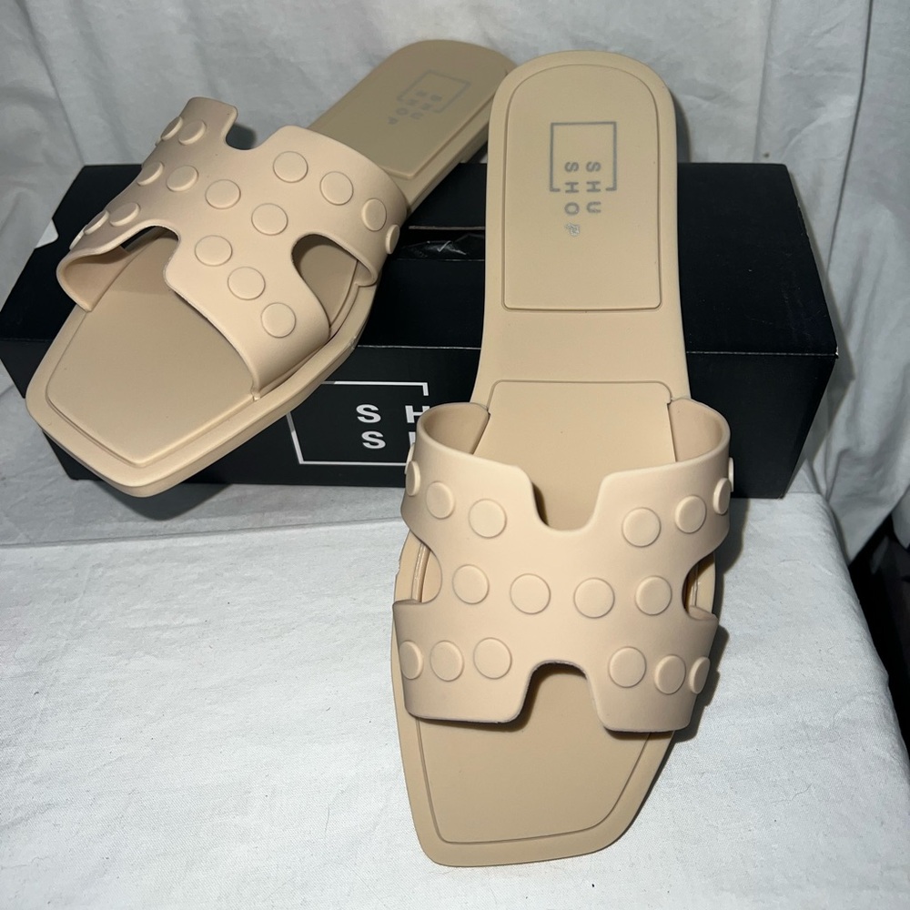 Shushop Donna slide in the color Nude, size 10